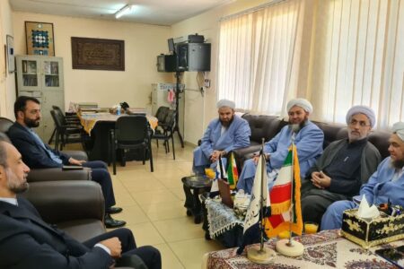 دیدار هیئتی از علمای اهل سنت ایرانی با رایزن فرهنگی جمهوری اسلامی ایران در تانزانیا