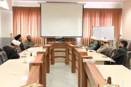 نشست مربیان تربیتی مرکز آموزش زبان فارسی