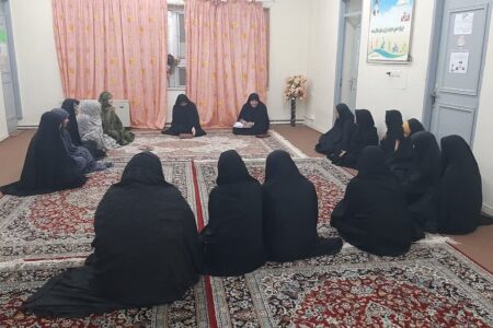 برگزاری نشست تربیتی در مدرسه عالی خواهران نمایندگی گلستان