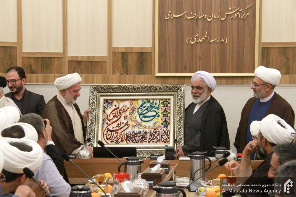 رئیس جدید مرکز آموزش زبان و معارف اسلامی(مدرسه المهدی) معرفی شد