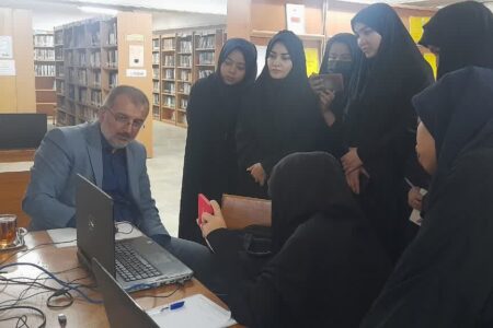کارگاه آشنایی با نرم افزار علوم اسلامی در مدرسه عالی خواهران برگزار شد