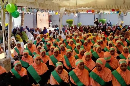 جشن دخترانه میلادالنبی(ص) در تانزانیا برگزار شد