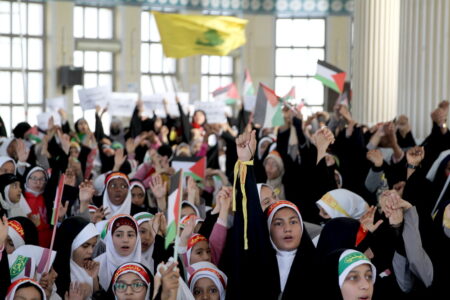 قطعنامه پایانی گردهمایی دانش آموزان المصطفایی در حمایت از کودکان مظلوم غزه