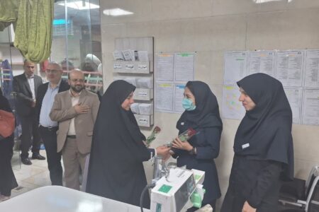 تکریم کادر بهداشت و درمان شهرستان آشتیان