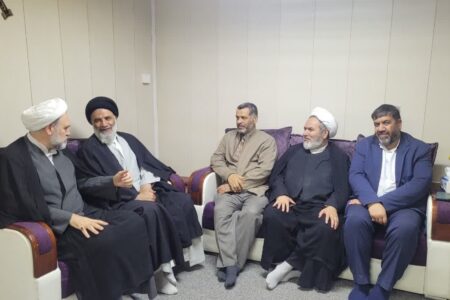 دیدار نماینده ولی فقیه در خوزستان با نماینده جامعه المصطفی در عراق