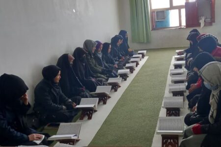 برگزاری دوره آموزش قرآن در مدرسه علمیه امیرالمومنین(ع) ولایت کابل