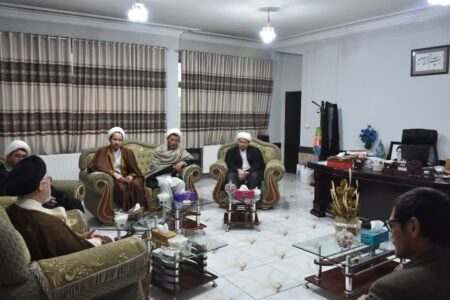  دیدار مدیر مدرسه علمیه امام حسین(ع) افغانستان با نماینده جامعة المصطفى