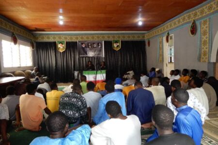 ادای احترام به شهید آیت الله رئیسی در کشور کامرون