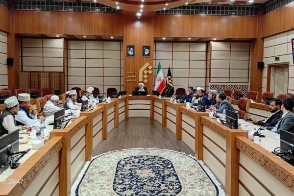 تنها راه احیای عزت و شکوه اسلامی، وحدت و برادری است