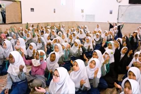 گرامیداشت شهدای خدمت در مدرسه دخترانه توحید