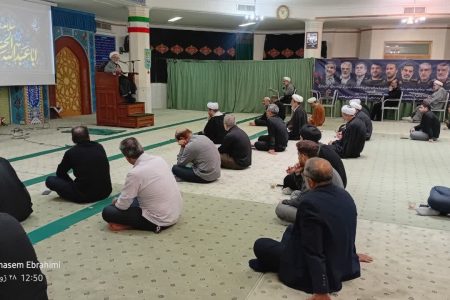 محرم، فرصتی همگانی برای تجدید عهد با امام حسین(ع)