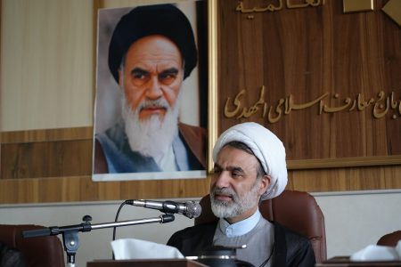 امام خمینی(ره) بینی ابرقدرت ها را به خاک مالید