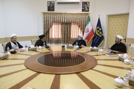 دیدار مسئولان پژوهشکده ذریه نبوی با رئیس جامعةالمصطفی