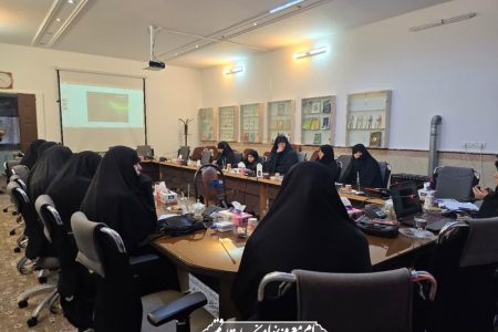 نشست علمی  زن، اربعین و فریضتین؛ از الگوپذیری تا عمل‌گرایی