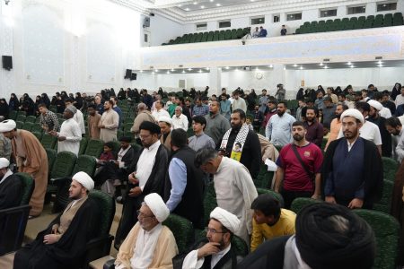 گرامیداشت سالگرد شهادت سیدحسن نصرالله توسط طلاب و دانشجویان انگلیسی زبان