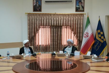 دیدار هیئت پژوهشگران تایلندی با رئیس جامعةالمصطفی