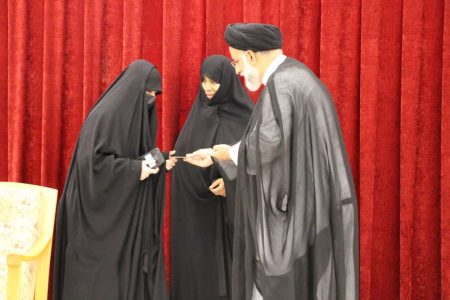 تجلیل از برگزیدگان قرآنی مجتمع عالی بنت الهدی