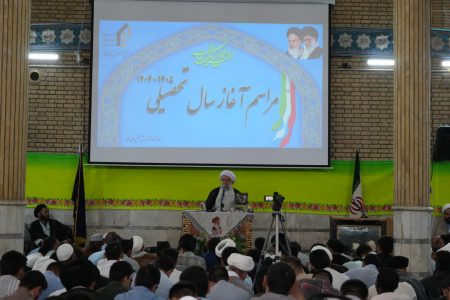 تنها ایمان عالمانه و عقلانی در اسلام معتبر است