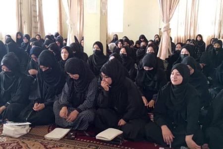 نشست فرهنگی- تبیینی «محبت و رحمت در خانه»