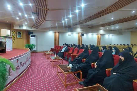 رسالت طلاب فهم، تبیین و اقامه دین در سطح جهانی است