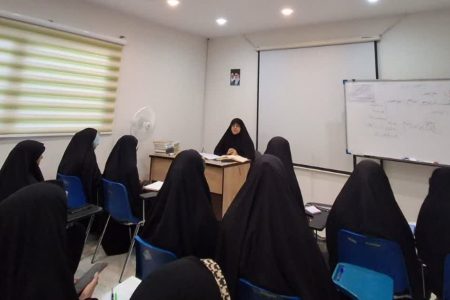 کارگاه آموزشی حفظ نهج البلاغه در مجتمع عالی خواهران ریحانه المصطفی