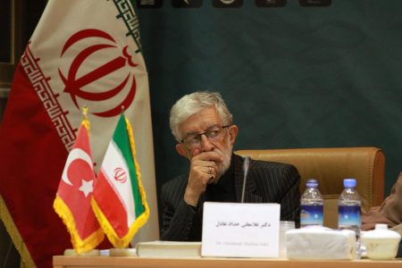 ترجمه کتاب اسفار اتفاقی مبارک در جهت توسعه تعامل مراکز علمی و حکمی ایران و ترکیه است