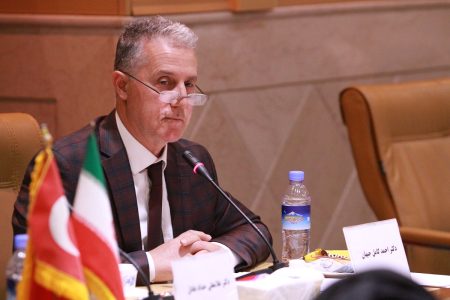 از منظر ملاصدرا علم و کمالات تطبیق اصلی با خالق هستی دارند