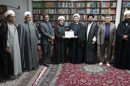 بازدید معاون ارتباطات و بین‌الملل المصطفی از «مرکز احیاء آثار بر صغیر»