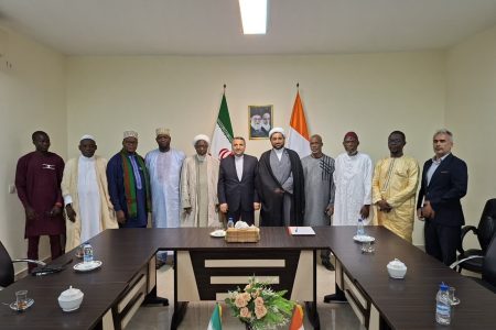 دیدار نماینده المصطفی با سفیر جدید ایران در ساحل عاج