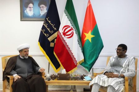 دیدار سفیر بورکینافاسو با رئیس نمایندگی گلستان