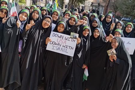 مراسم  روز دانش آموز در مدرسه بین المللی دخترانه توحید