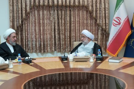 دیدار دستیار ویژه مدیر حوزه های علمیه با آیت الله دکتر عباسی