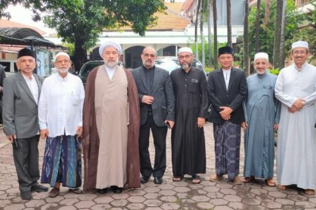 درک حقیقت دین انسان را به آرامش و اطمینان قلبی می‌رساند