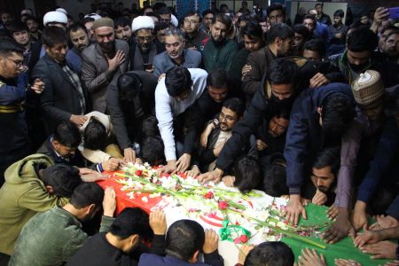 مراسم عزاداری شهادت حضرت زهراء(س) و تشییع شهدای گمنام در اصفهان