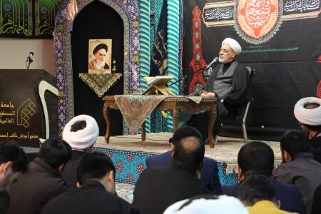 ضرورت توجه و تحقیق طلاب در سیره حضرت زهراء(س)