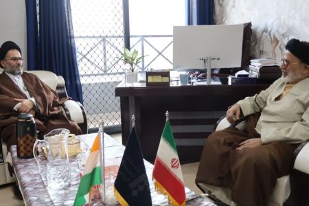 دیدار امام جمعه شیعیان دهلی با رئیس نمایندگی هندوستان