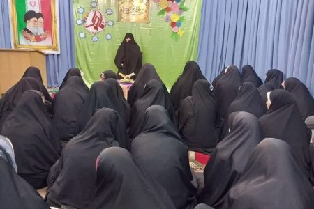 جشن میلاد حضرت صدیقه طاهره(س) در آموزشگاه حضرت فاطمه(س)