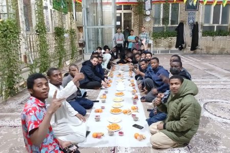 برپایی جشن میلاد امام محمد باقر(ع) و یلدا در مدرسه مرعشیه