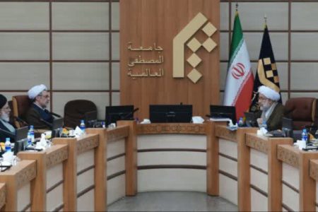 دیدار اعضای انجمن آفاق با آیت الله دکتر عباسی