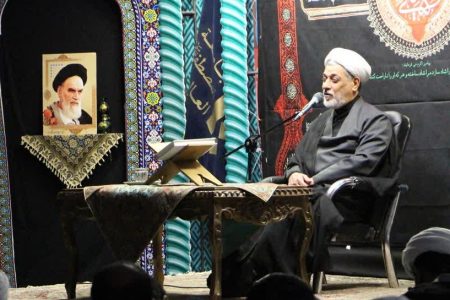 بصیرت، انسجام و دشمن شناسی مهم ترین وظیفه عمومی است