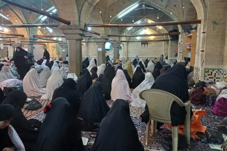 اعتکاف طلاب خواهر مدرسه عالی بنت المصطفی اصفهان