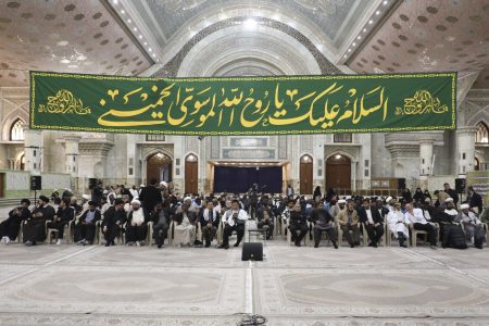 تجدید میثاق طلاب المصطفی با آرمان های بنیان گذار انقلاب اسلامی