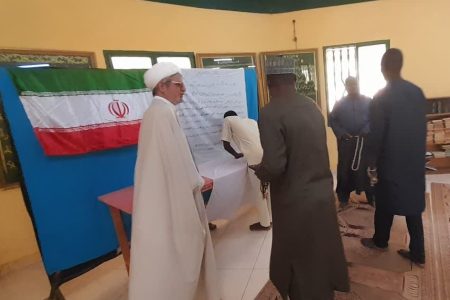 امضای طومار علما و جمعیت‌های اسلامی بورکینافاسو در حمایت از رهبر معظم انقلاب