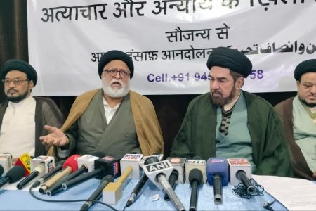 حمایت مدیران حوزه های علمیه هندوستان از رهبر معظم انقلاب