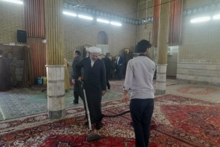 غبارروبی مسجد مطهر حجتیه در آستانه ماه رمضان