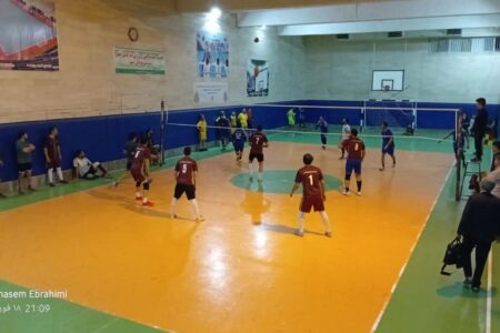 مجتمع عالی قرآن و حدیث قهرمان والیبال نهمین جشنواره فرهنگی ورزشی طلاب المصطفی