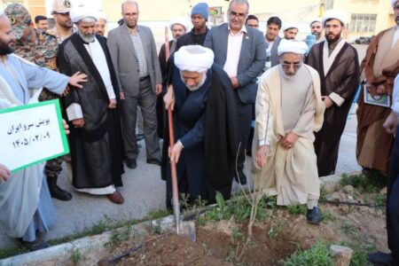 رئیس المصطفی به پویش درختکاری سرو ایران پیوست