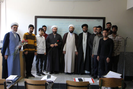 تجلیل از اساتید نمایندگی جامعةالمصطفی در اصفهان