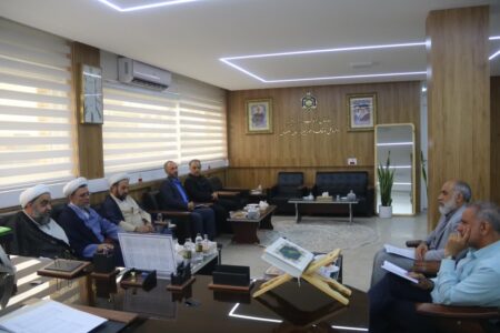 تفاهم نامه همکاری نمایندگی جامعةالمصطفی با اداره اوقاف و امور خیریه اصفهان