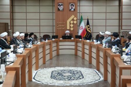 دشمن از اقتدار و صلابت نظام مقدس اسلامی متحیر مانده است